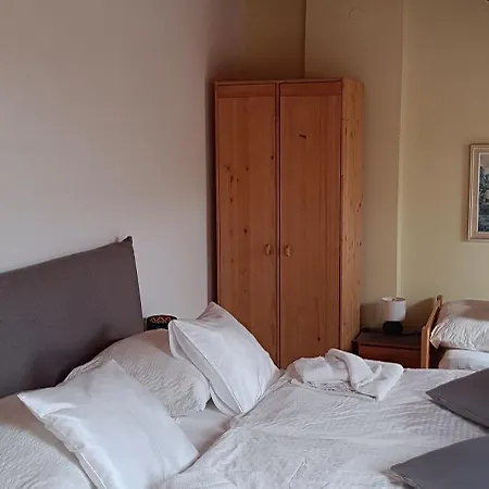 Apartments&rooms Florjana 3* 布莱德