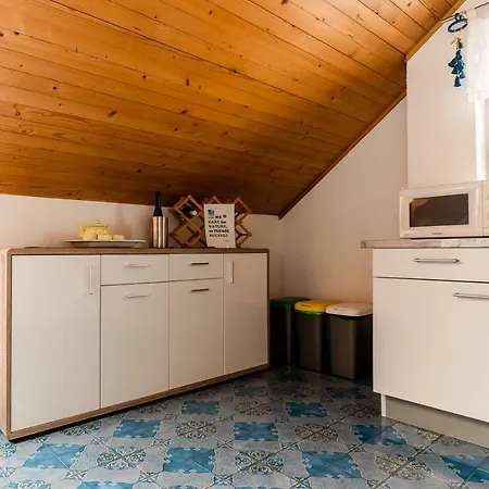 & Florjana ゲストハウス ブレッド